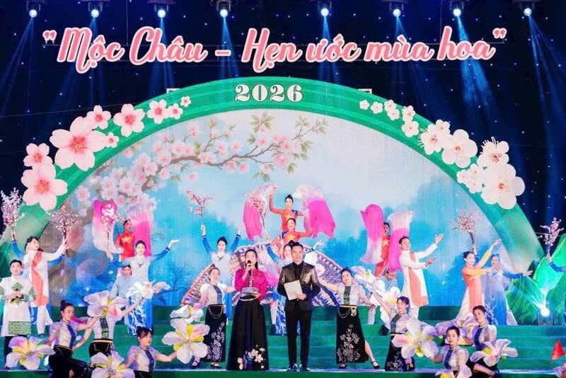 Tiết mục văn nghệ đặc sắc tại lễ hội.