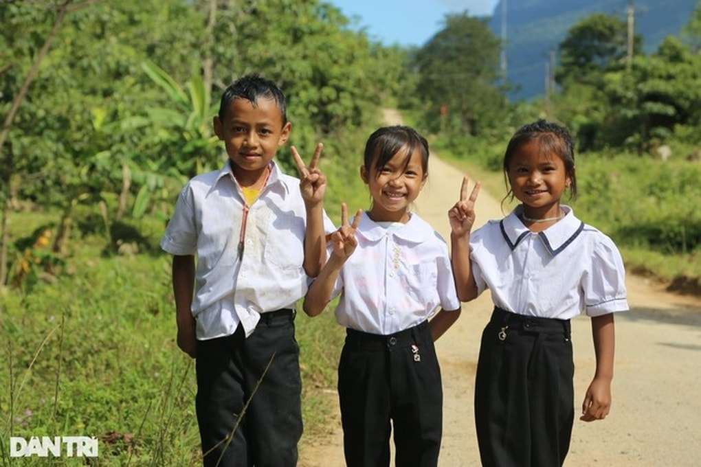 Học sinh biên giới có thể nhận hỗ trợ tiền ăn đến 1,17 triệu đồng/tháng - 1