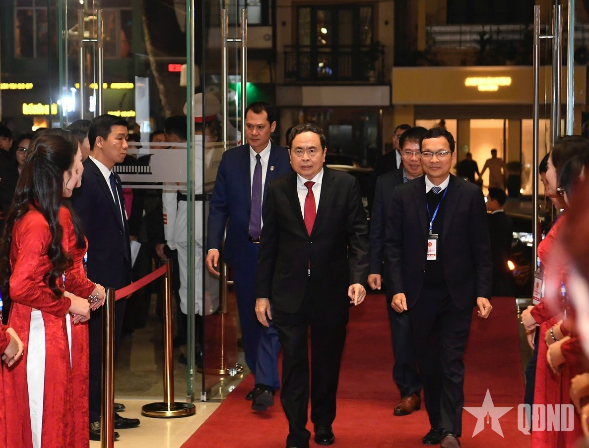 Tổng Bí thư Tô Lâm dự Lễ tuyên dương Bí thư chi bộ xuất sắc và trao Giải Búa liềm vàng lần thứ X năm 2025