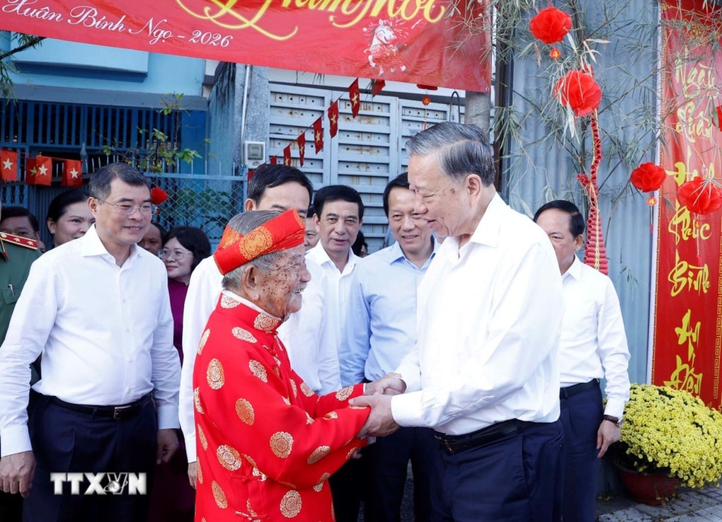 Tổng Bí thư Tô Lâm chúc Tết nhà nghiên cứu Nguyễn Đình Tư tại TPHCM - 2