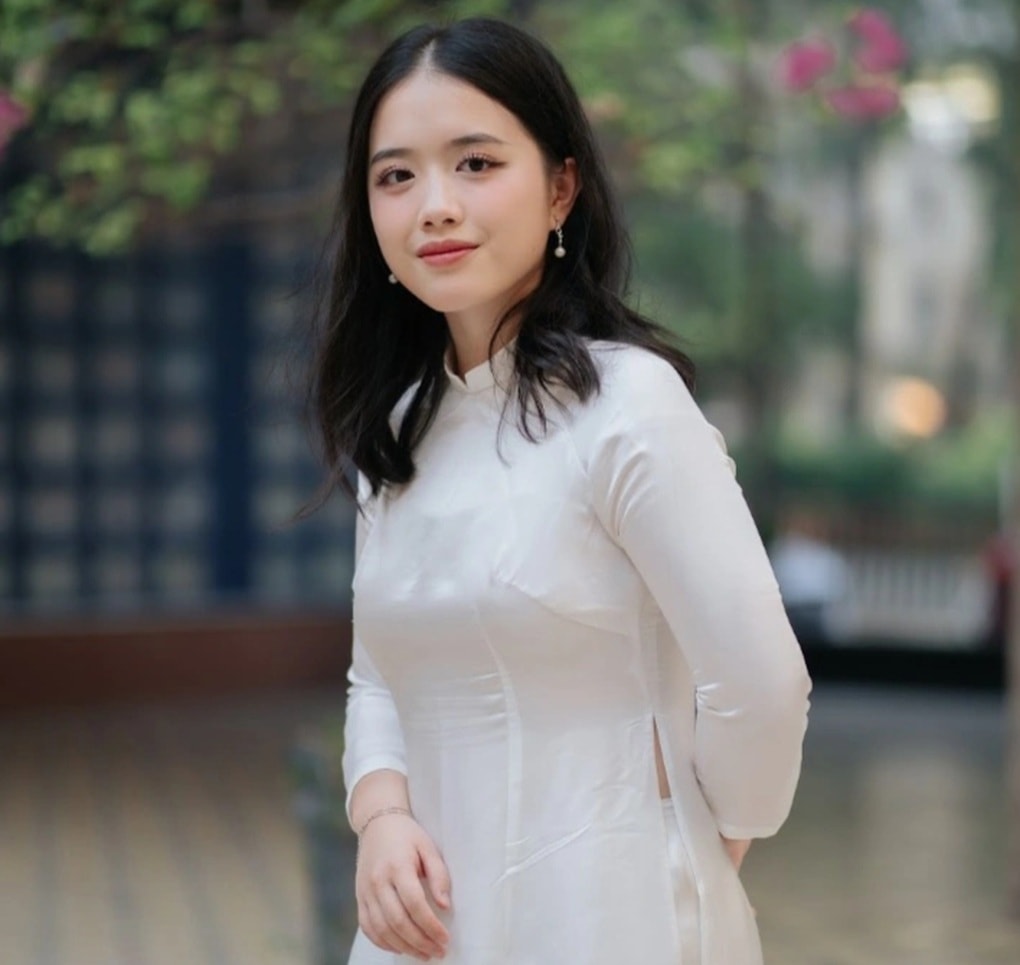 Hà Nội: Một trường THPT 3 năm liền có học sinh thủ khoa môn Toán - 2