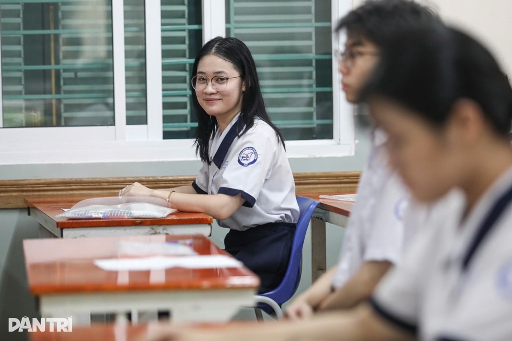 Đề xuất cấm quay lén, đăng tải hình ảnh giáo viên khi chưa được đồng ý - 1