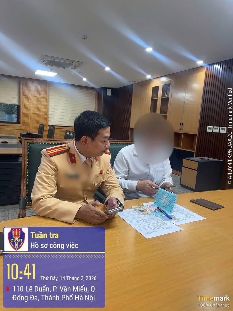 Hành vi quen thuộc của hầu hết tài xế ô tô, xe máy ngày Tết có thể bị phạt tới 10 triệu đồng - Ảnh 3.