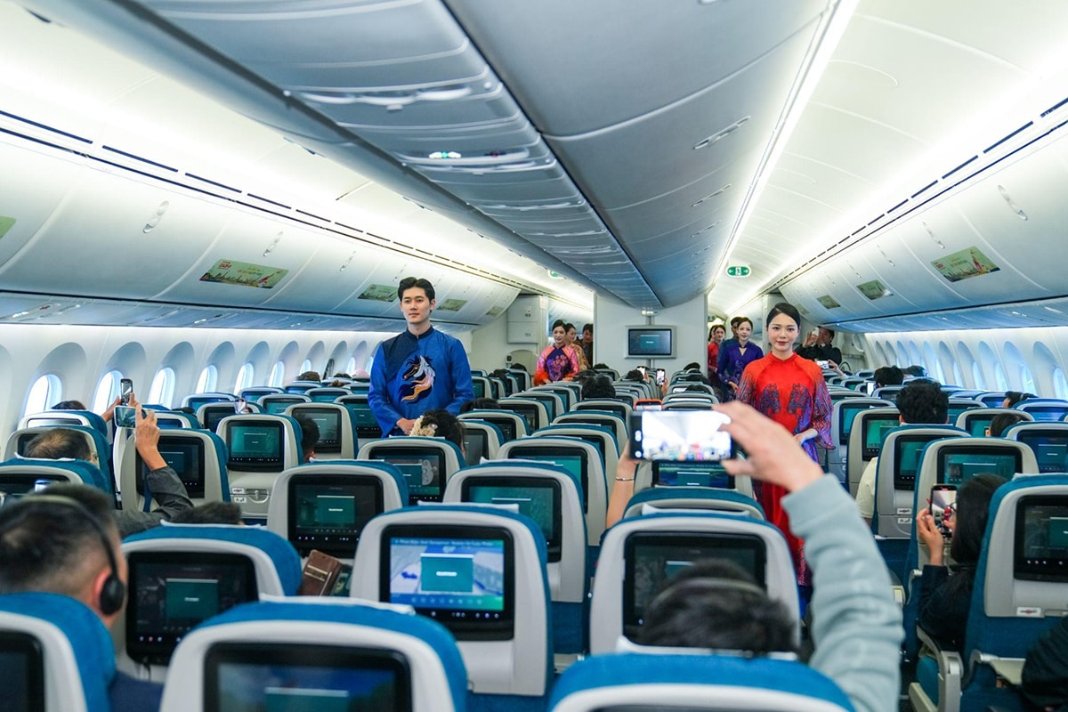 Vietnam Airlines mang trọn hương vị Tết Việt trong từng cánh bay xuân Bính Ngọ 2026