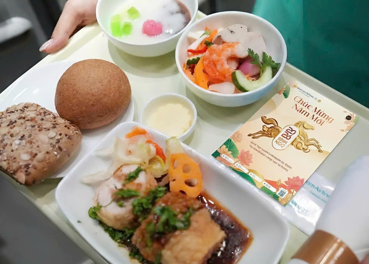 Vietnam Airlines mang trọn hương vị Tết Việt trong từng cánh bay xuân Bính Ngọ 2026