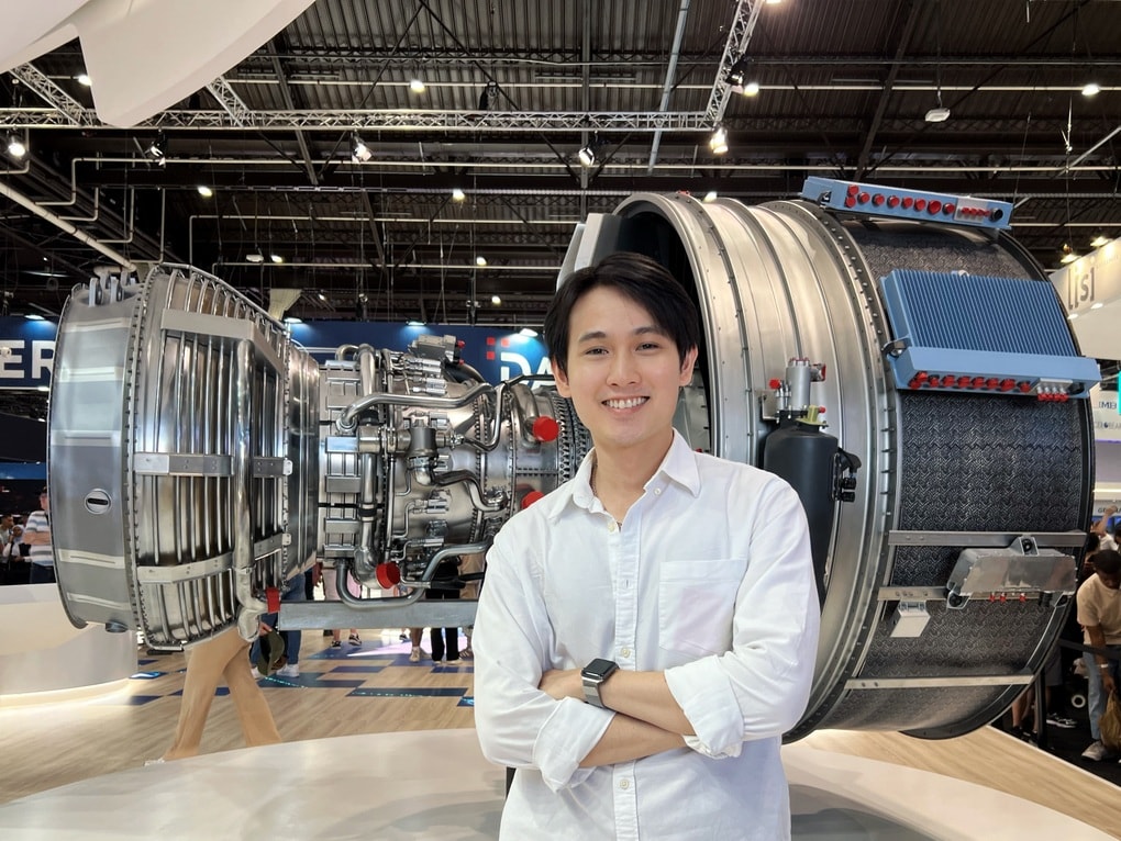 Giấc mơ bay của cựu thí sinh Đường lên đỉnh Olympia tại Pháp - 3