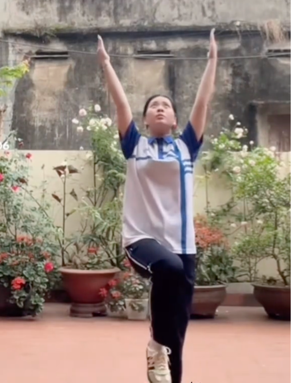 Sự thật bài tập Tết gây “náo loạn” mạng xã hội của sinh viên ĐH Quốc gia - 1