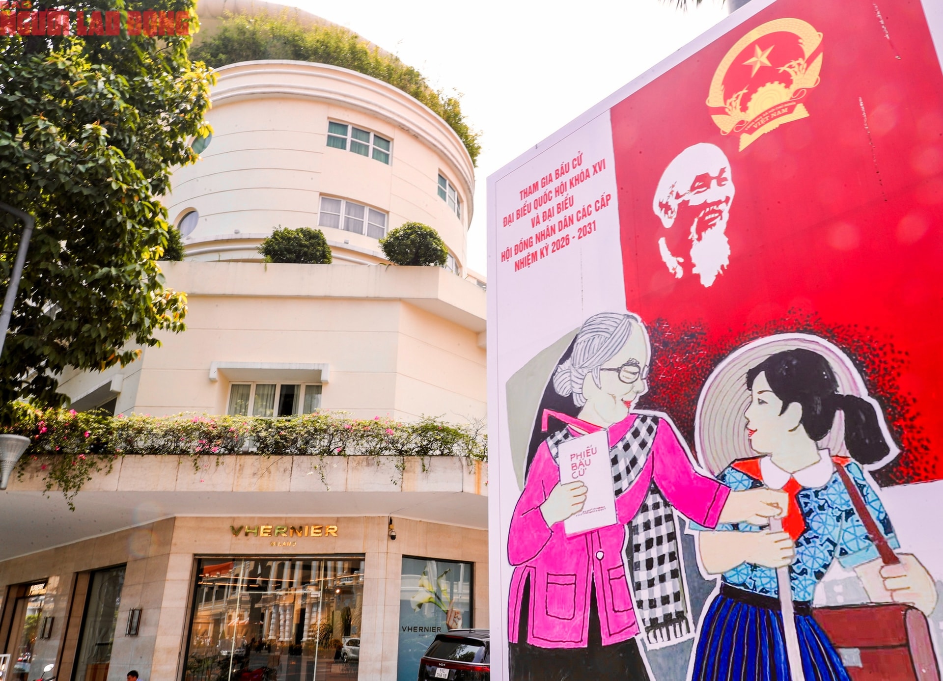TPHCM rực rỡ cờ hoa chào mừng bầu cử Quốc hội khóa XVI 2026 - Ảnh 5.