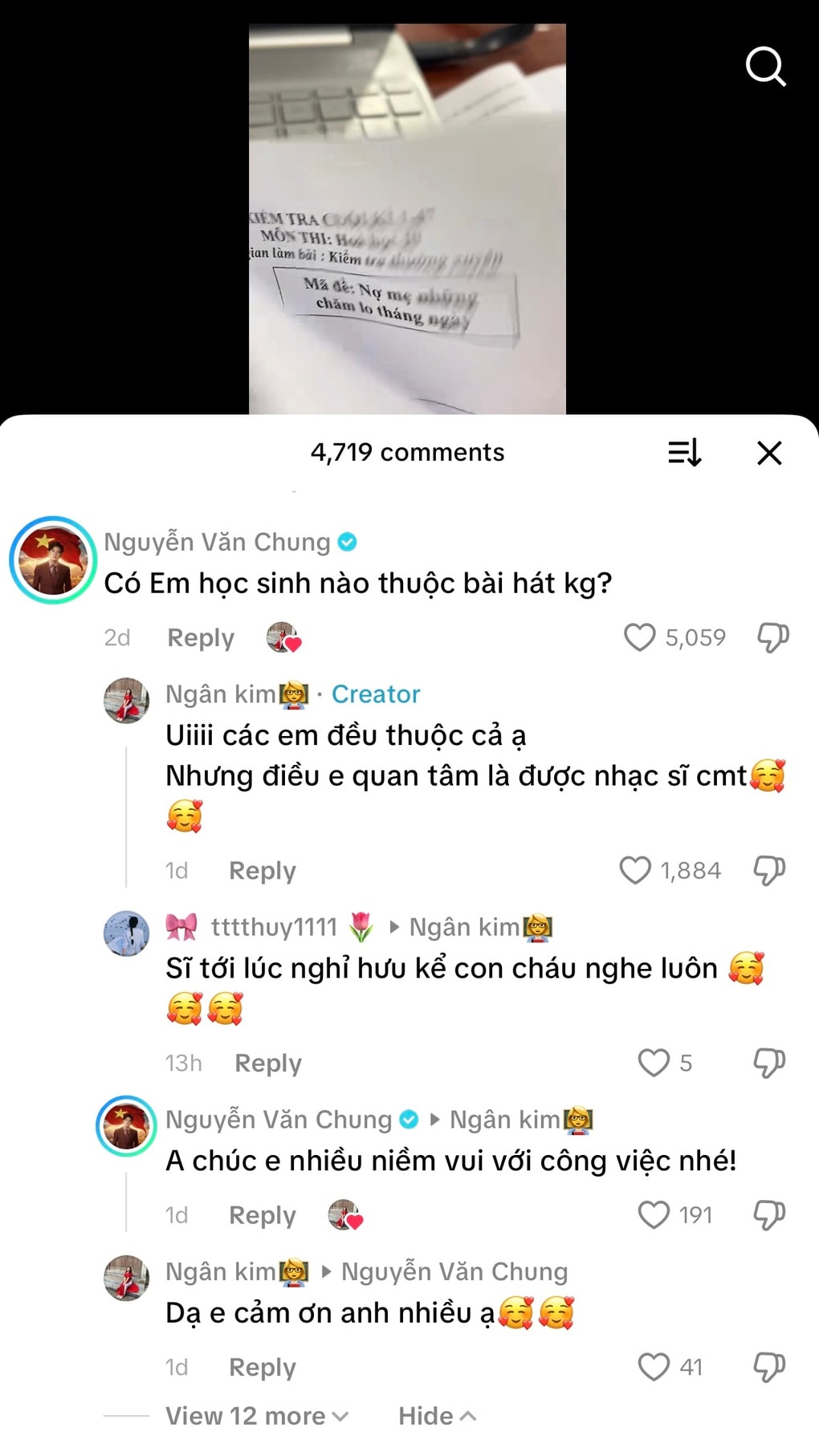 Cô giáo đặt mã đề thi độc lạ khiến cả lớp khóc vì nhớ mẹ - 1