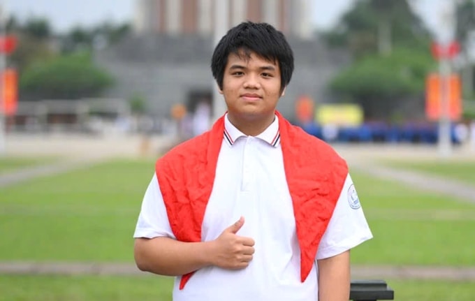 Hồ Anh Kiệt, học sinh lớp 12 chuyên Toán 1, THPT chuyên Lê Quý Đôn, TP HCM. Ảnh: Nhân vật cung cấp