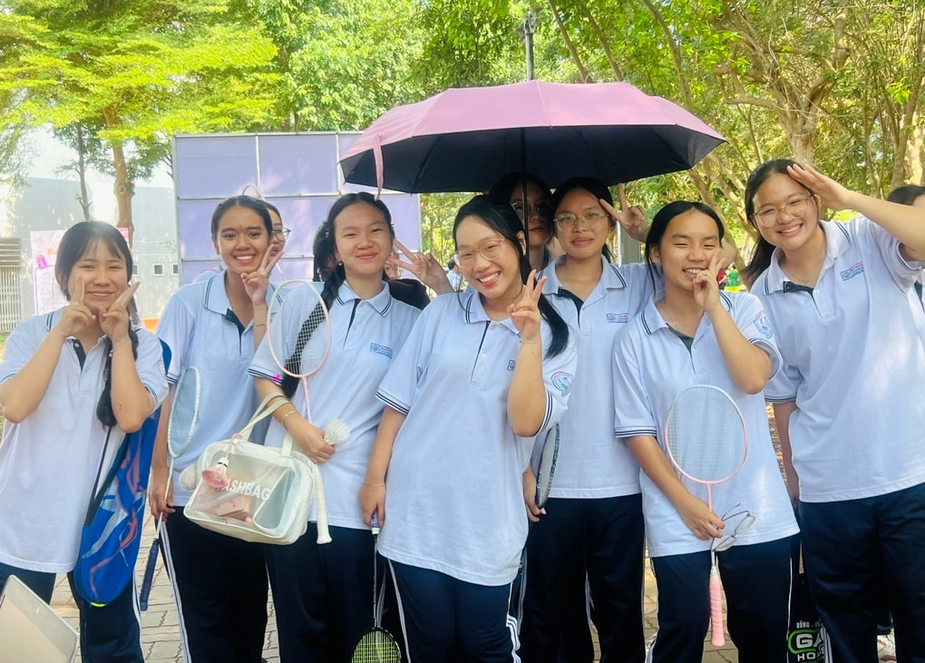 Kỳ thi lớp 10 “gắt” chưa từng có tại TPHCM diễn ra thế nào? - 2