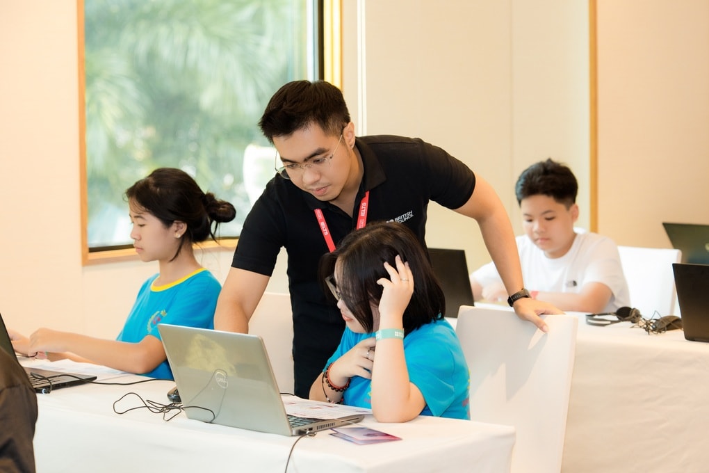 Vì sao học sinh cấp 2 đổ xô học IELTS? - 1