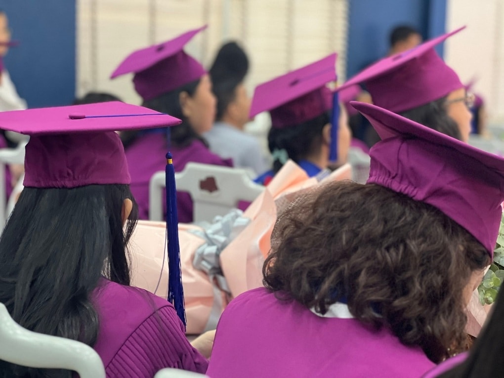 Loạt trường đại học miễn học phí, trả lương cho người học tiến sĩ - 1