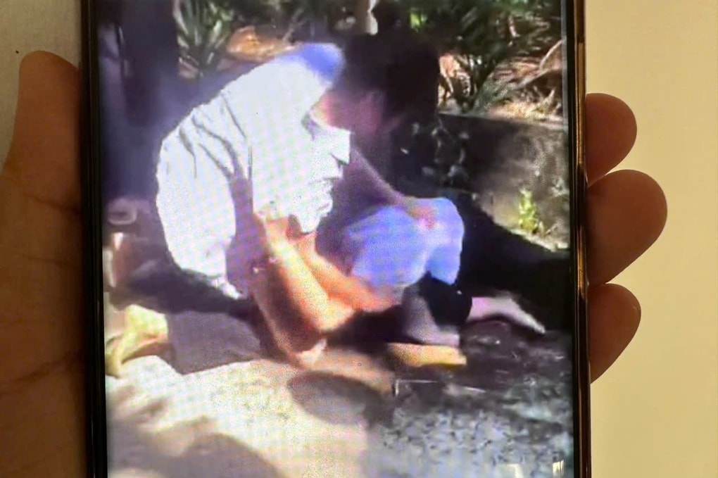 Nữ sinh lớp 7 nhập viện sau khi bị bạn cùng trường đánh tới tấp - 1