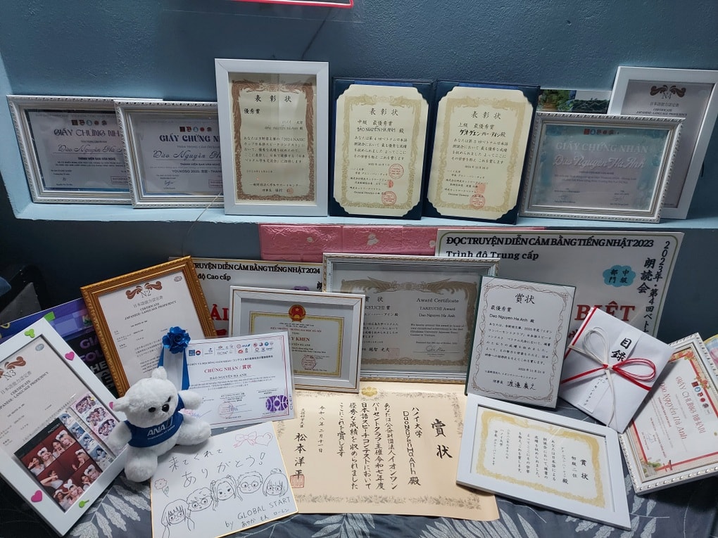 Bị ung thư xương phải cắt cụt chi năm 15 tuổi, nữ sinh vì mẹ mà tái sinh - 5