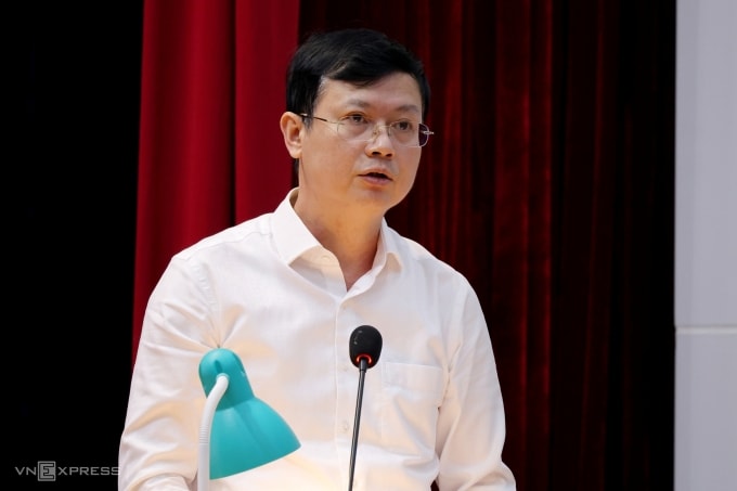 Ông Nguyễn Văn Hiền tại hội nghị sáng 2/4. Ảnh: Thanh Hằng