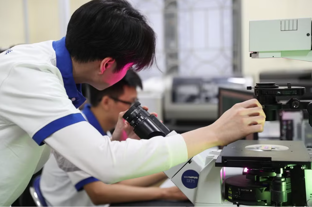 Top ngành sinh viên dễ rẽ hướng đi làm sớm, lương 10 triệu/tháng từ năm 2 - 2