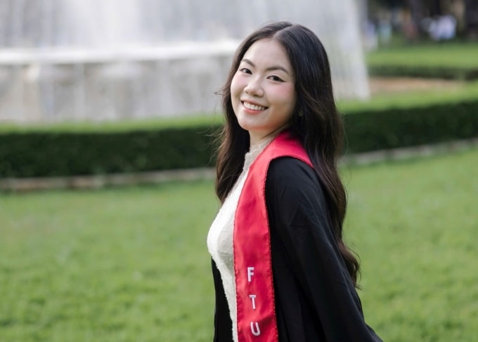 Trần Thị Kim Ánh trong ngày tốt nghiệp
