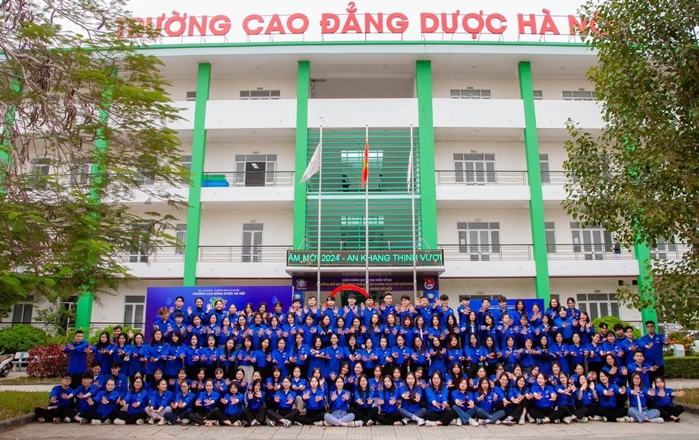 Nghi vấn “trường giả - trường thật”, Cao đẳng Dược Hà Nội nói gì? - 2