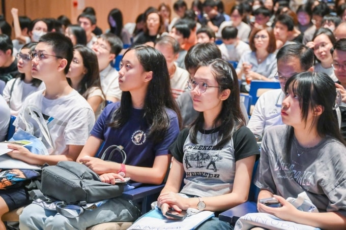 Sinh viên Đại học Trung văn Hong Kong, Trung Quốc. Ảnh: The Chinese University of Hong Kong Fanpage