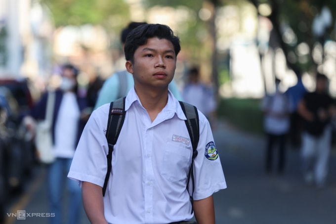 Thí sinh thi đánh giá năng lực Đại học Quốc gia TP HCM năm 2026. Ảnh: Quỳnh Trần