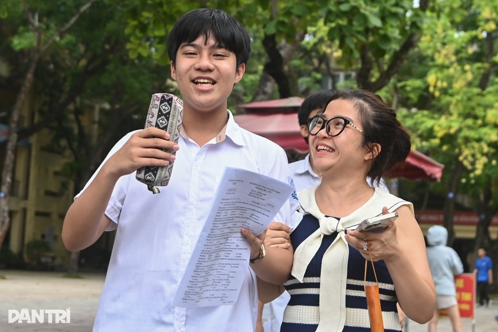 Ký ức thi lớp 10 của thế hệ 7-8X: Cả làng chỉ 5 người đỗ, lớp chọn cũng rớt - 2