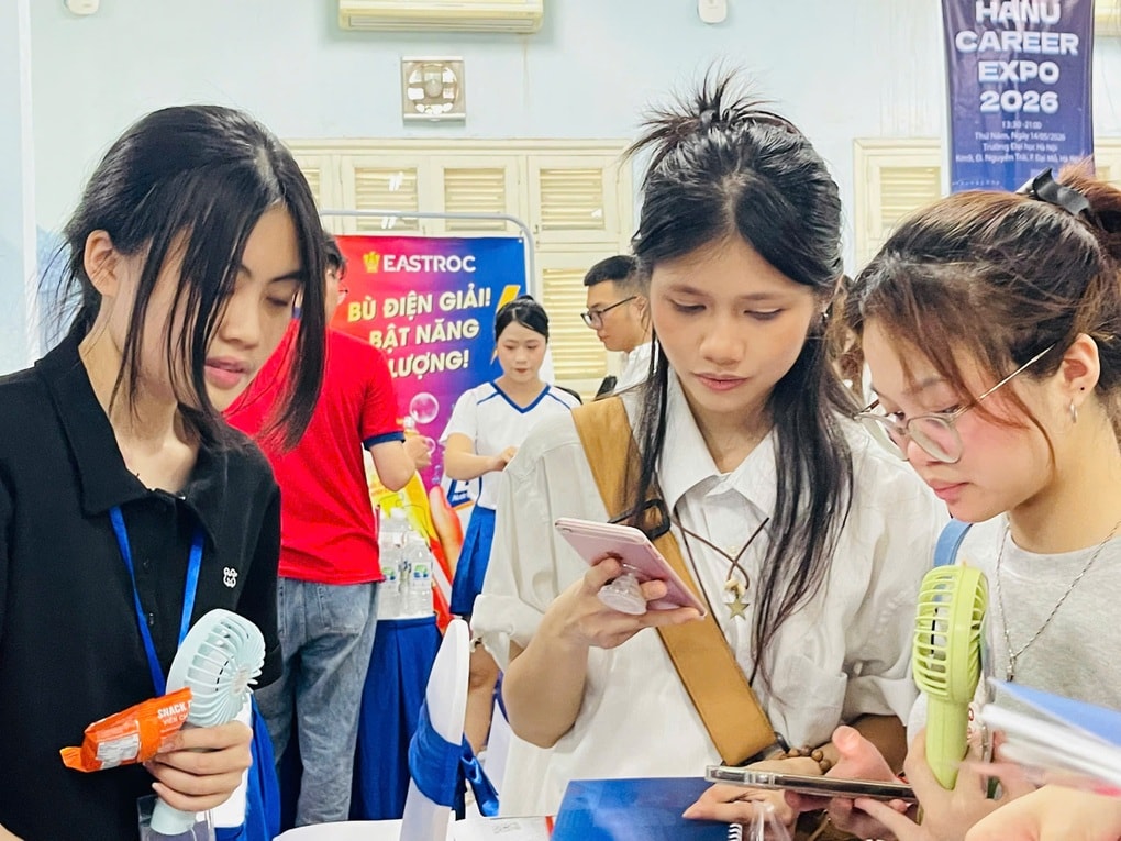 Ngành bị chê vô dụng có mức lương bao nhiêu? - 2
