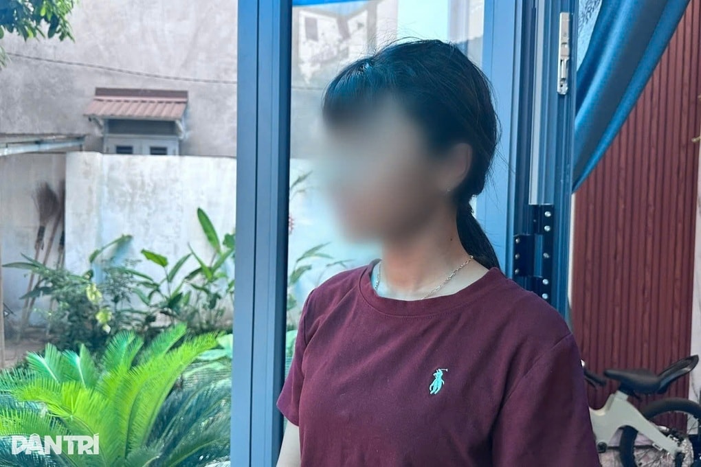 Nữ sinh lớp 6 bị đánh, bắt quỳ gối lau chân cho bạn, gia đình báo công an - 2