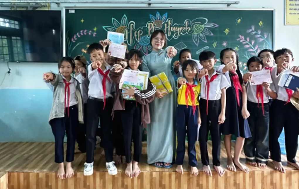 Học sinh ước được tặng 1 chỉ vàng, cô giáo hành động gây bất ngờ - 4