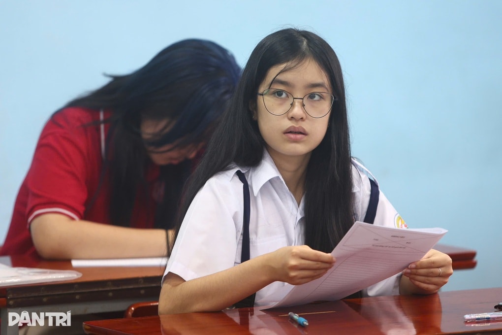 Điểm toán thi lớp 10 ở TPHCM tăng mạnh, tập trung từ 5,5 đến 7,5 - 2
