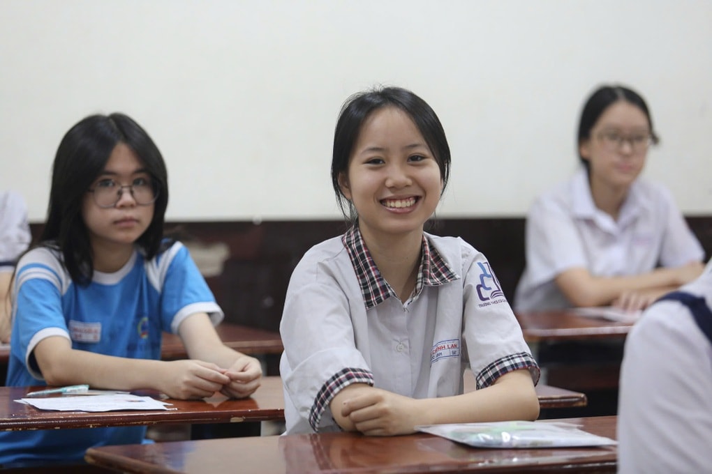 Xuất hiện 9,25 điểm ngữ văn lớp 10 TPHCM, nhiều bài đạt điểm giỏi - 2