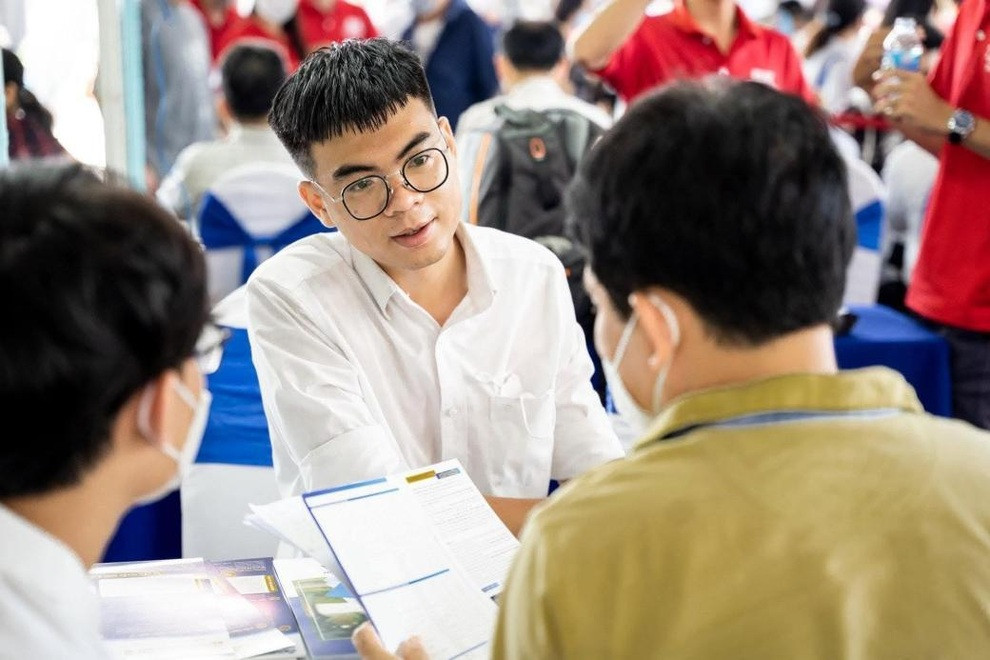 2 ngày cuối đăng ký đại học: Dùng AI chọn ngành, thí sinh có thể “mắc bẫy” - 3