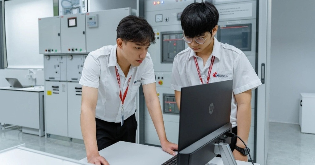 Cần chuyển từ đại học truyền đạt kiến thức sang sáng tạo tri thức - 3
