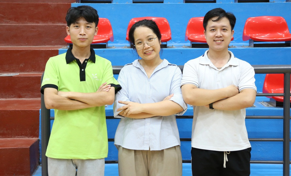 Cậu bé mồ côi quyết “viết cuộc đời” - 3