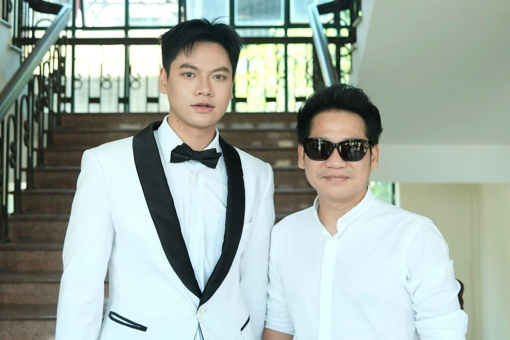 Nam sinh đạt cúp vàng thanh nhạc châu Á là học trò của ca sĩ Trọng Tấn - 4