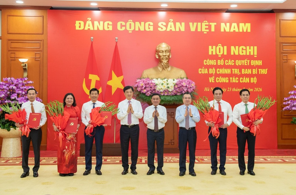 4 Ủy viên Trung ương được điều động, phân công vị trí công tác mới - 1