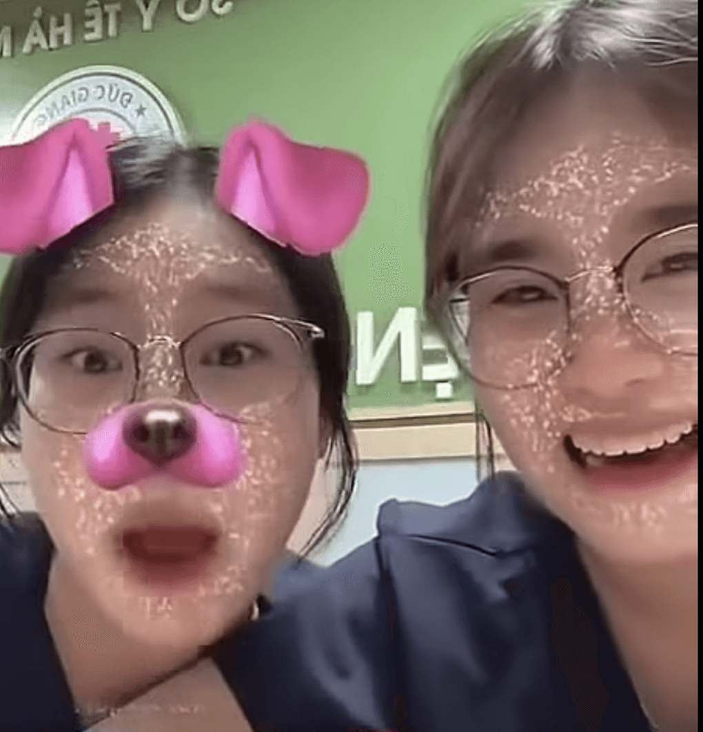 Hai sinh viên ngành Y khoa livestream phản cảm có thể bị đình chỉ học - 1