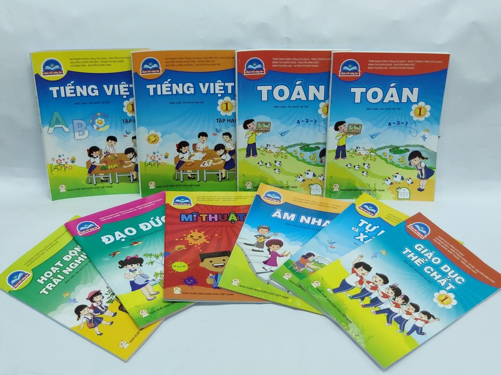 Mượn sách giáo khoa miễn phí, học sinh làm mất hoặc rách có phải đền? - 1