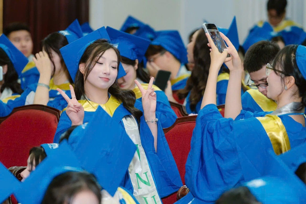Hiệu trưởng hứa bảo hành nếu sinh viên bị doanh nghiệp... chê - 2