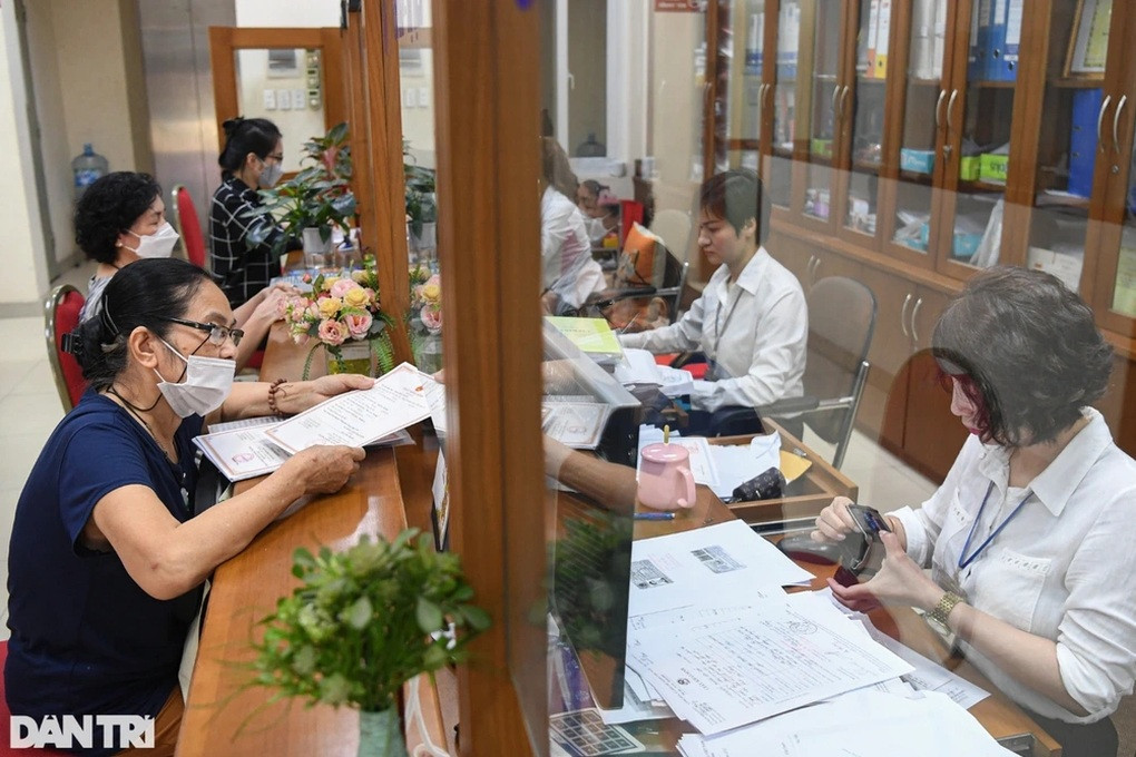 Công chức không được bổ nhiệm làm lãnh đạo, quản lý trong 6 trường hợp - 1