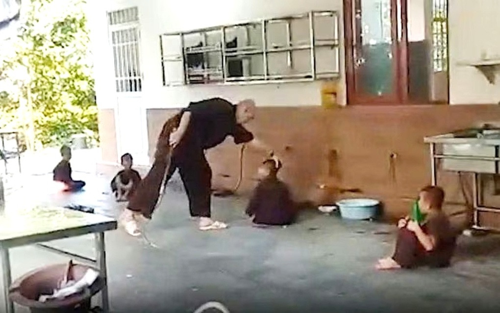 Yêu cầu truy rõ trách nhiệm trong vụ đánh đập 5 chú tiểu ở chùa Bầu - 1