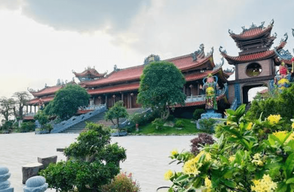 Yêu cầu truy rõ trách nhiệm trong vụ đánh đập 5 chú tiểu ở chùa Bầu - 2
