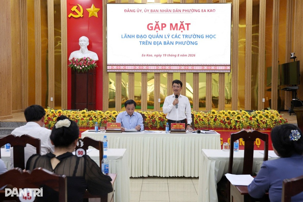 Một phường có 10 hiệu trưởng, hiệu phó xin xuống làm giáo viên sau sắp xếp - 1