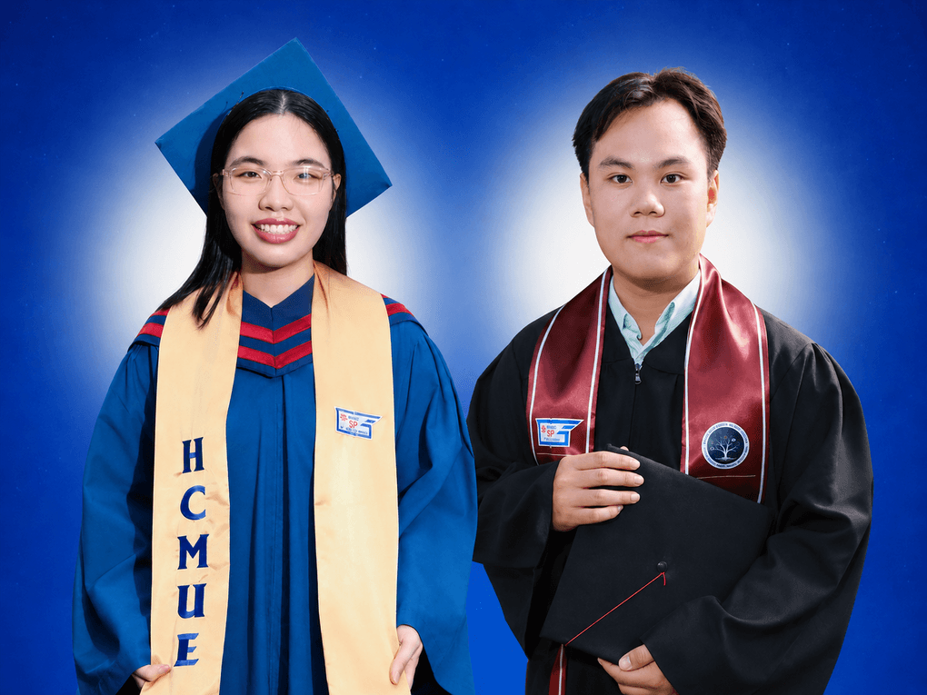 Huỳnh Trâm và Tiến Khải, đồng thủ khoa tốt nghiệp trường Đại học Sư phạm TP HCM năm 2026. Ảnh: Lệ Nguyễn