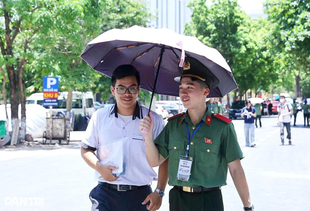 Bộ Công an đề xuất 6 nhóm thí sinh được xét tuyển thẳng vào trường công an - 1