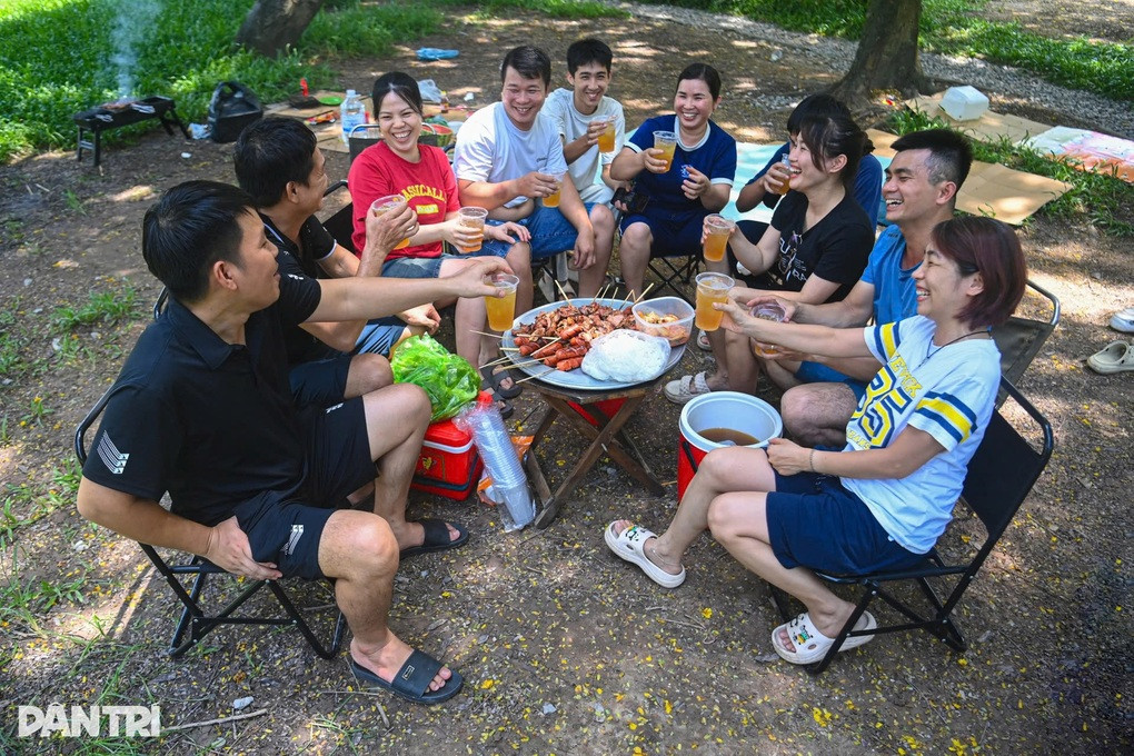 Nghỉ lễ thế nào để không “đuối sức” khi trở lại công việc? - 1