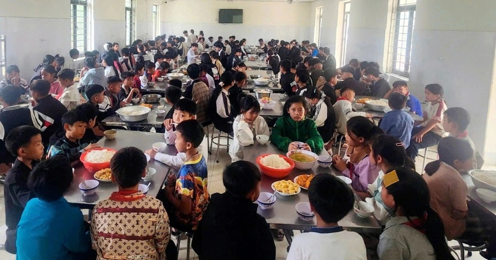 Hiệu trưởng lên Facebook kêu gọi hỗ trợ gạo: Điện Biên báo cáo Thủ tướng - 2