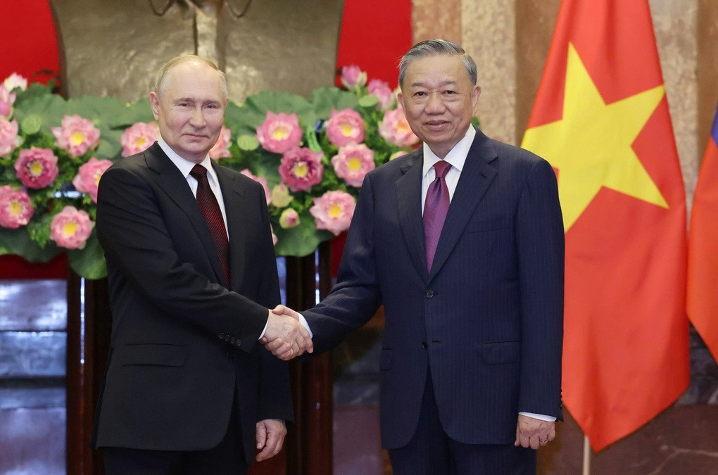 Tổng Bí thư, Chủ tịch nước và Phu nhân rời Hà Nội lên đường thăm Nga, Pháp - 2