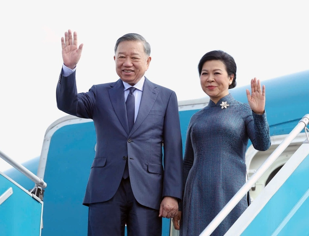 Tổng Bí thư, Chủ tịch nước và Phu nhân rời Hà Nội lên đường thăm Nga, Pháp - 1