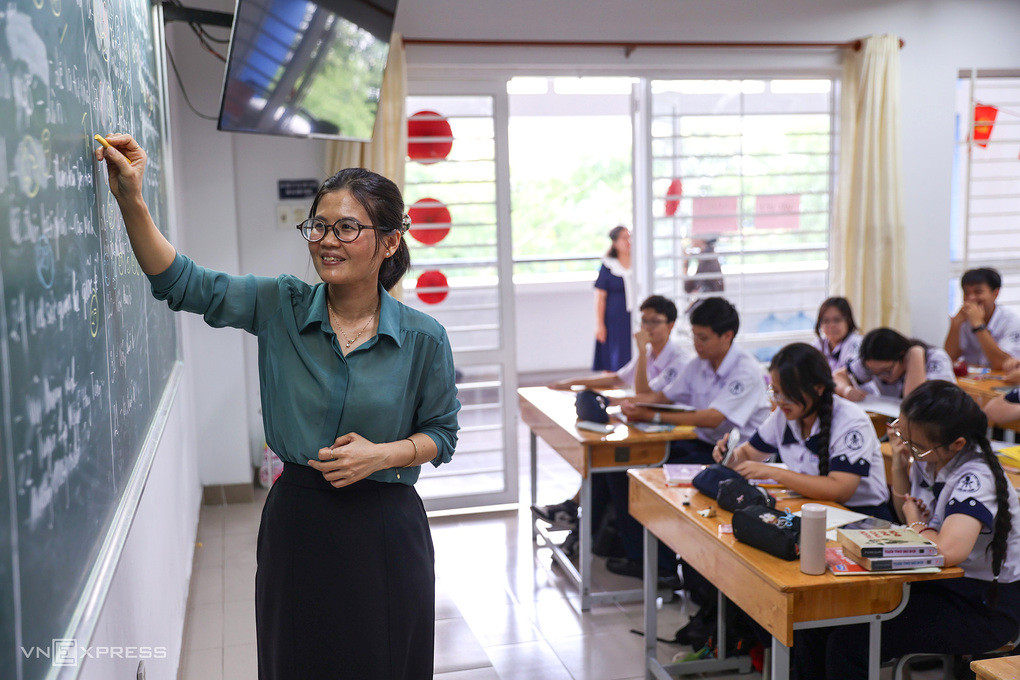 Giáo viên tại trường THPT chuyên Trần Đại Nghĩa, TP HCM, tháng 5/2026. Ảnh: Quỳnh Trần